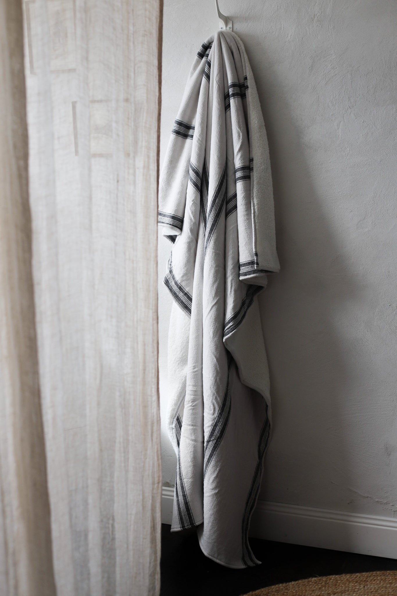 Stripe Slub Sherpa White