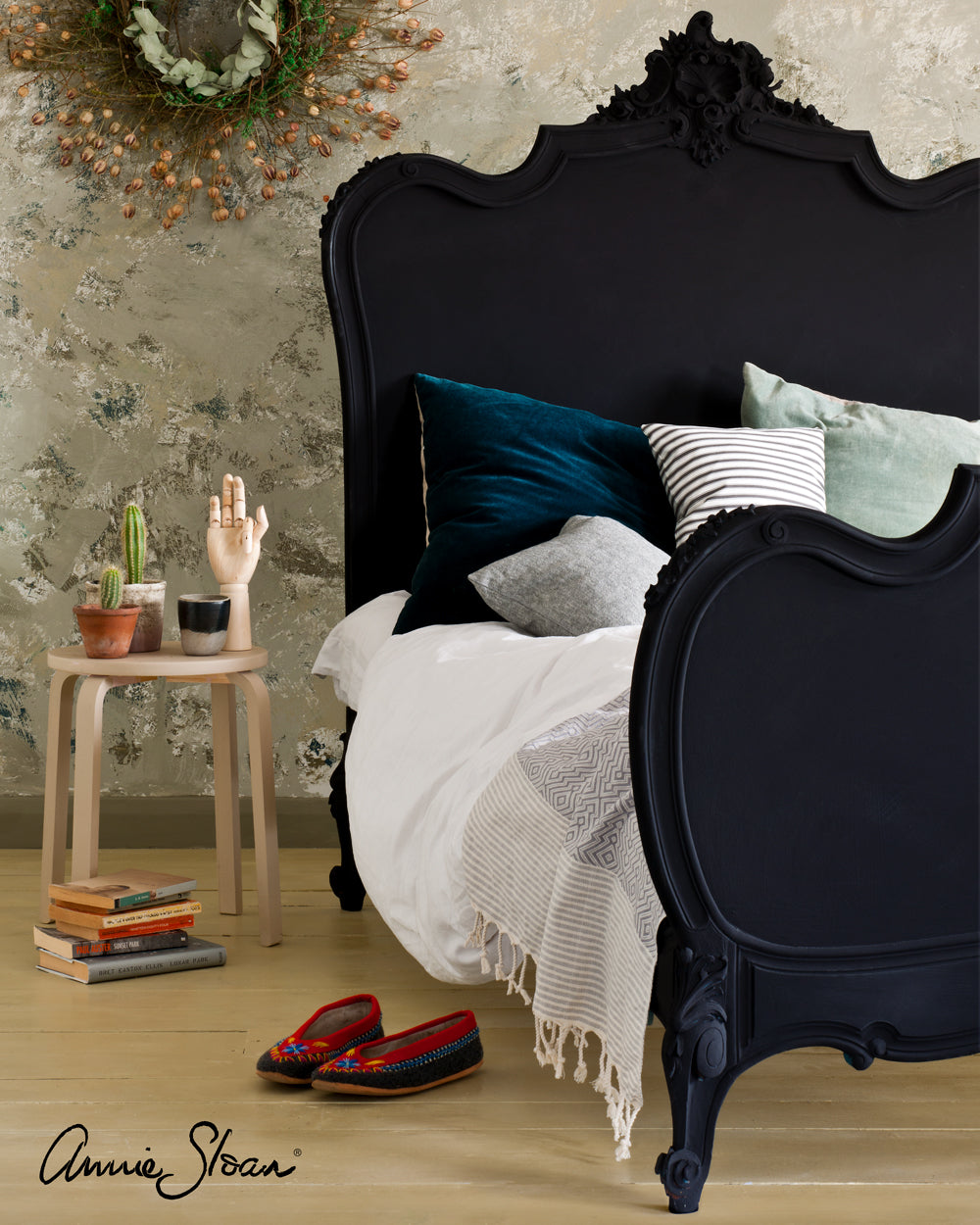 Athenian Black Chalk Paint