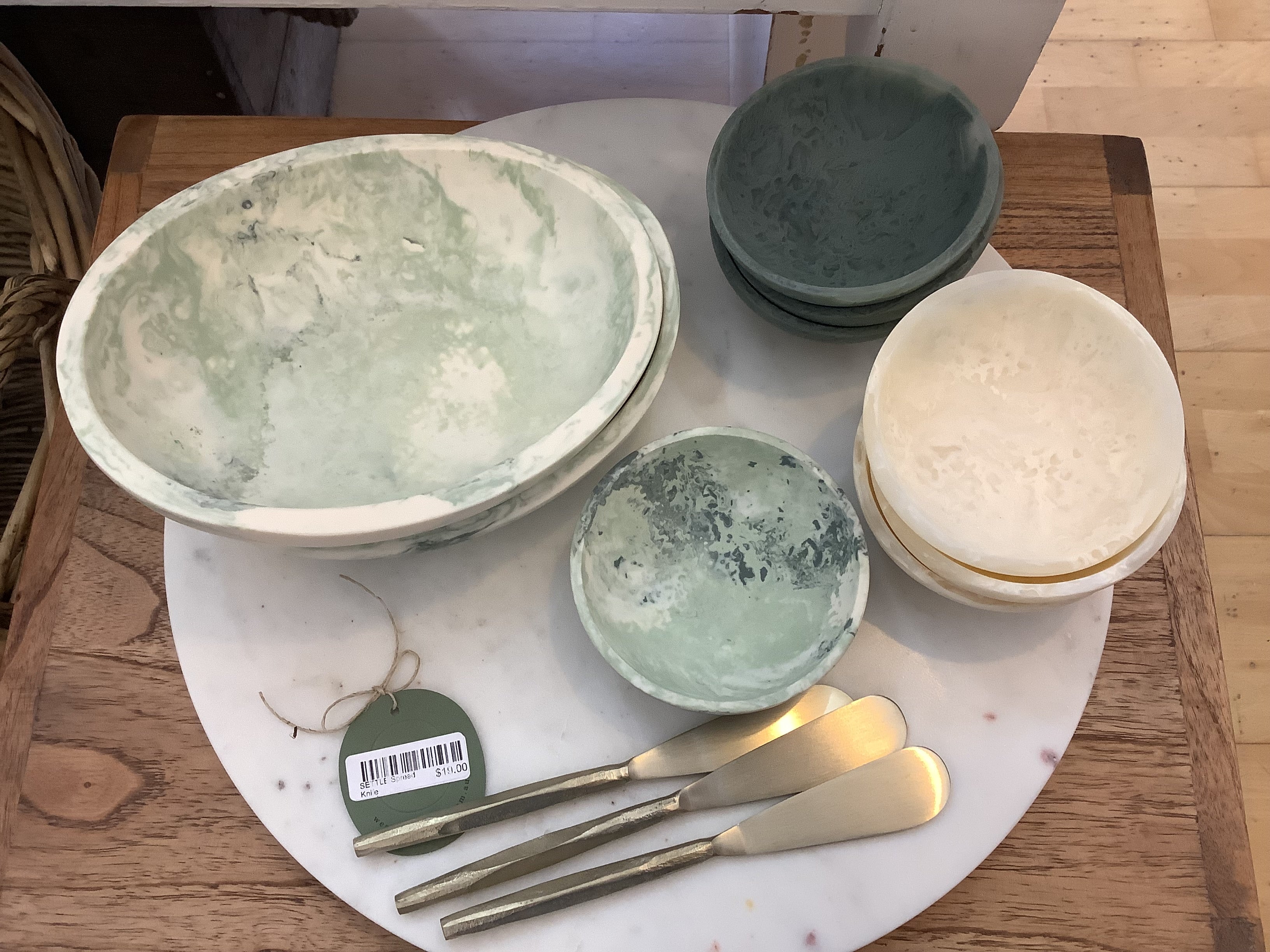 Wesley Resin Bowl- Medium