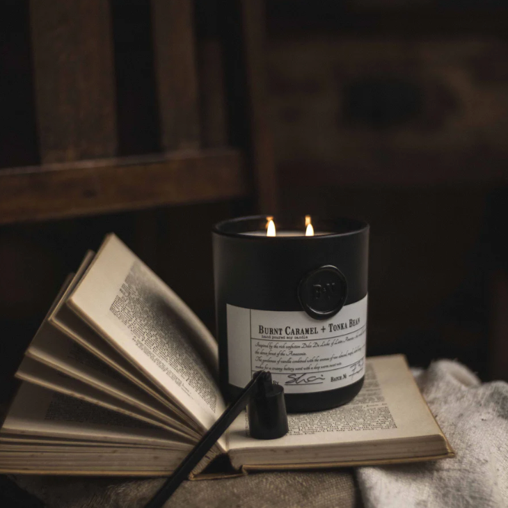 Blanc + Nero Burnt Caramel + Tonka Bean candle