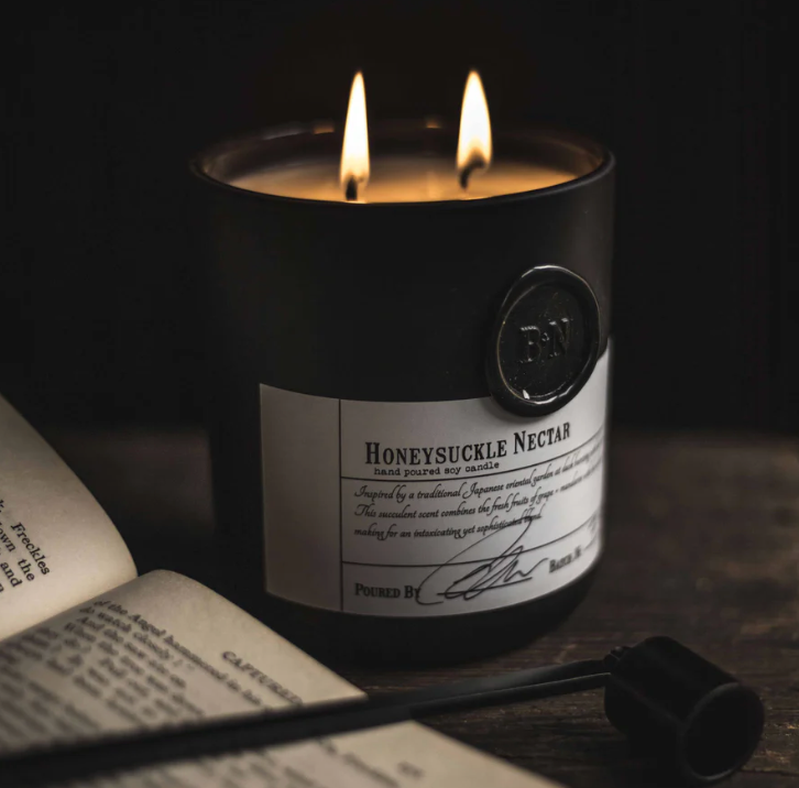 Blanc + Nero Honeysuckle Nectar candle