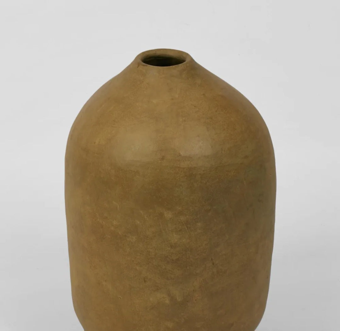 Terra Pot
