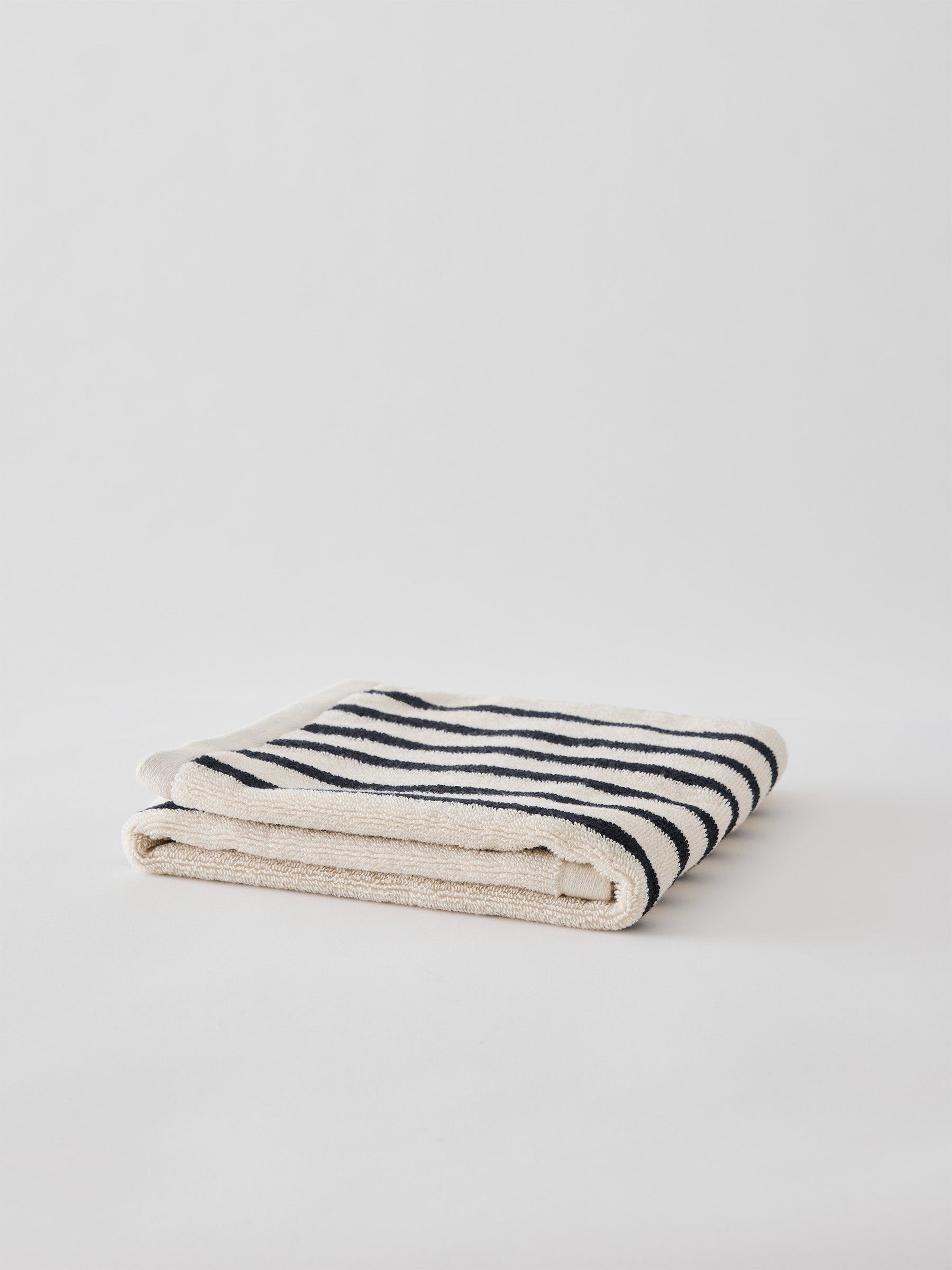 Bonnie Hand Towel-Black