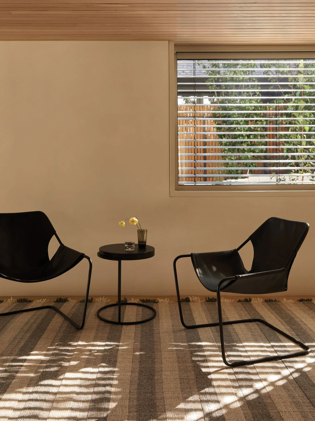Magnus Beige Black Rug